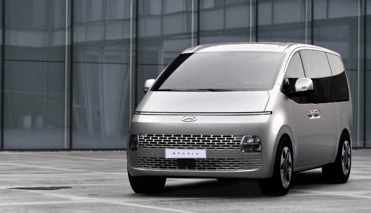 Hyundai Staria hibrit Türkiye’de satışa sunuldu! İşte Hyundai Staria hibrit fiyatı...