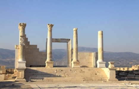 Denizli'deki Laodikya Kilisesi turizme kazandırılıyor!