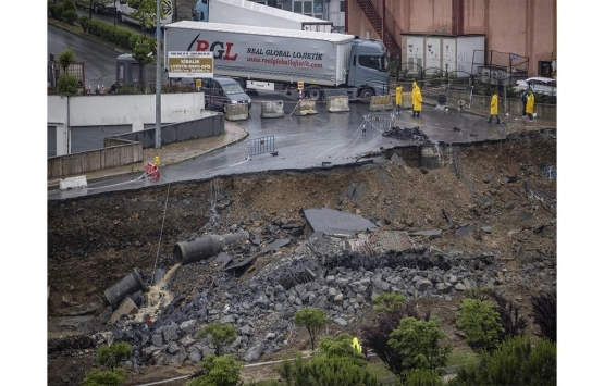 Başakşehir de istinat duvarı çöktü!
