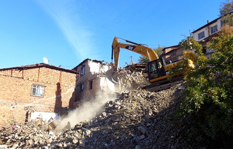 Ankara Çankaya'daki gecekondular yıkılıyor!