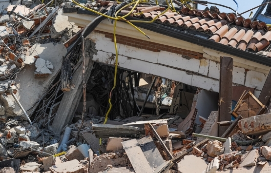 İstanbul un o ilçesindeki 7 bin 300 bina riskli!