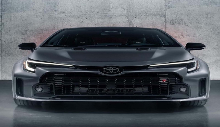 Toyota Corolla GR ye gizli dedektif temalı tanıtım! Teknik özellikleri ve fiyatıyla şaşırttı