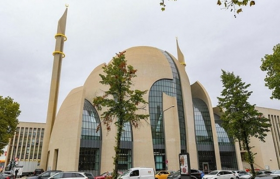 DİTİB Merkez Cami mimarisiyle göz kamaştırıyor!