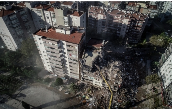 İzmir'de yıkılan apartmanların müteahhitleri: İnşaatı o zamanın şartlarına göre yaptık!