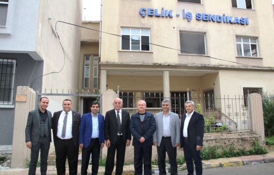 Çelik-İş Sendikası'nın metruk binası yıkıldı!