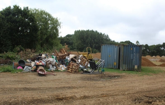 Katie Price 2 milyon sterlinlik evini düğün salonu yapacak!