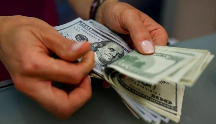 Dünya krizle boğuşuyor! Onlar paraya para demiyor