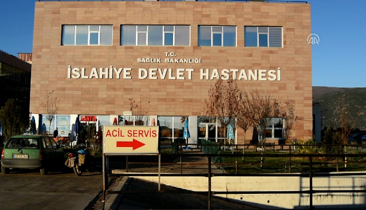 İçinden fay hattı geçen hastanenin yıkılmaması görenleri hayrete düşürüyor! Konuya ilişkin uzmanından açıklama geldi!