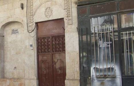 İzmir Musevi Cemaati Vakfı, iadesini istediği mallarından 15'inin tapusunu aldı!