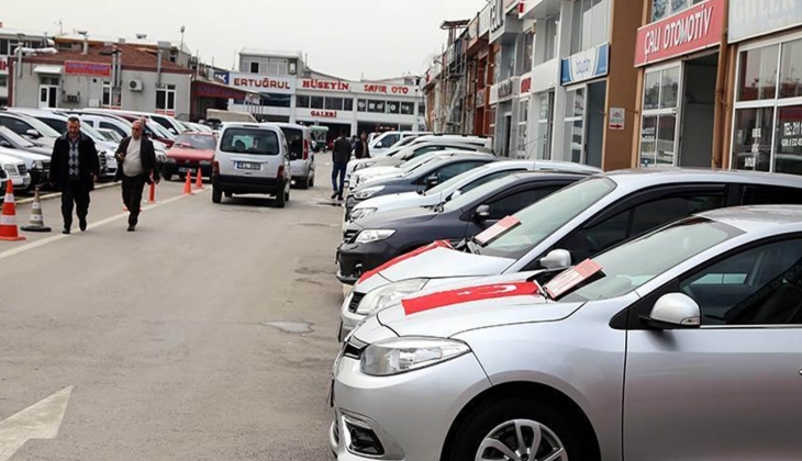 İkinci el araba piyasasının röntgeni çekildi: Fiyatlar düşüyor, ilan sayısı azalıyor!