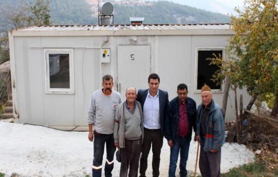 Antalya'da barakada yaşayan yaşlı çift ev sahibi oldu!