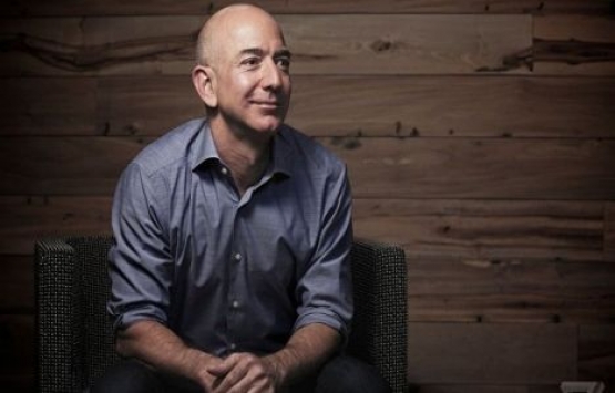 Dünyanın en zengini Jeff Bezos oldu!