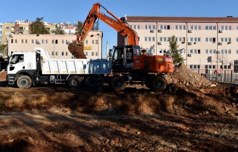 Muratpaşa Belediyesi'nden 5 spor salonu!