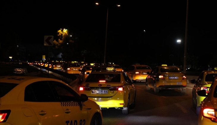 İstanbul da taksiciler taksimetre ücretine yüzde 100 zam istiyor