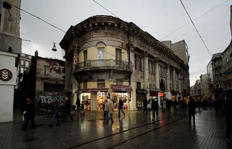 İstiklal'in incisi Narmanlı Han satıldı!