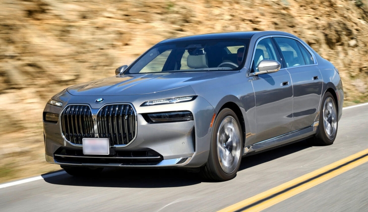 BMW 7 Nisan ayında zamlandı mı? İşte 14 Nisan 2023 fiyat listesi