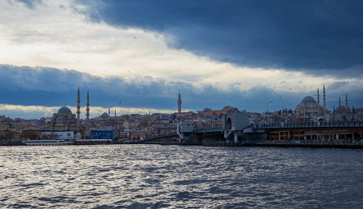 İstanbul'da evlerini kaçak göçmenlere kiraya verenlere 321 bin 440 TL ceza kesildi! 3 ev sahibi ve 1 aracı tutuklandı! 