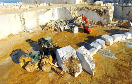 Hindistan'daki toplu konut projesinin mermerleri Manisa'dan!