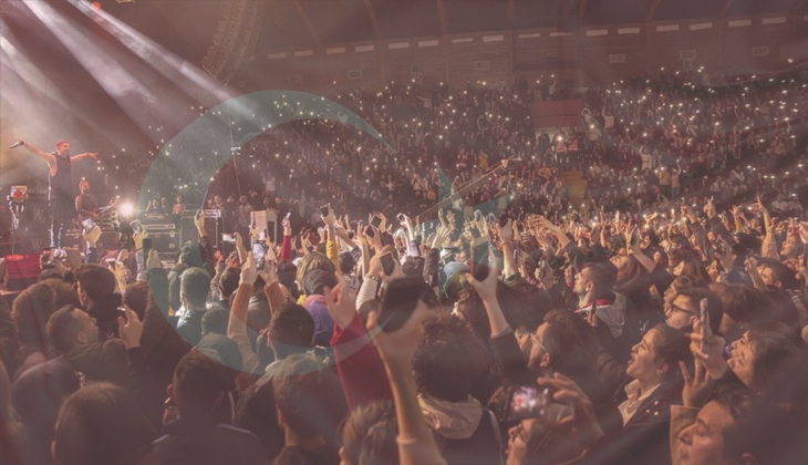 Bugün bankalar açık mı? 30 Ağustos kargolar çalışıyor mu? PTT açık mı?