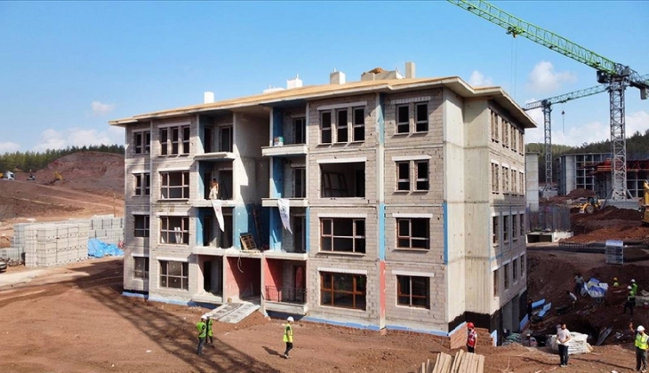 Osmaniye deki depremzedeler iki ay sonra konutlarına yerleşecek!