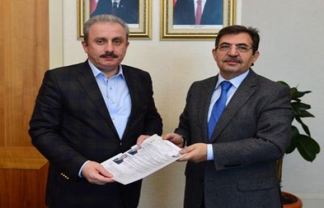 İdris Güllüce milletvekili aday adaylığı başvurusunu yaptı!