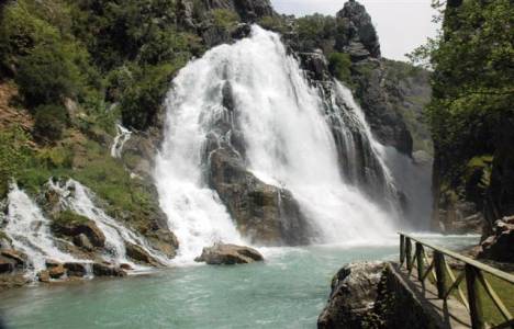Antalya'nın cenneti Uçansu Şelaleleri!