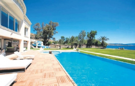 Bodrum da geceliği 36 bin 425 liraya kiralık villa!