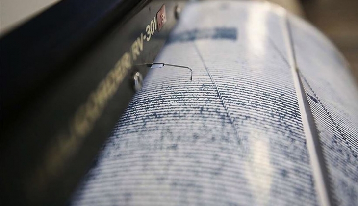 İstanbul için deprem uzmanından korkutan açıklama: Faylar ölü değil, hareket ediyor!