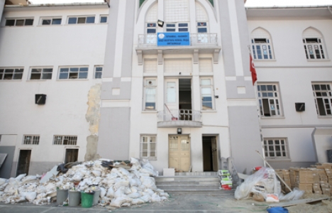 Kadıköy'de 45 okul yenilendi!