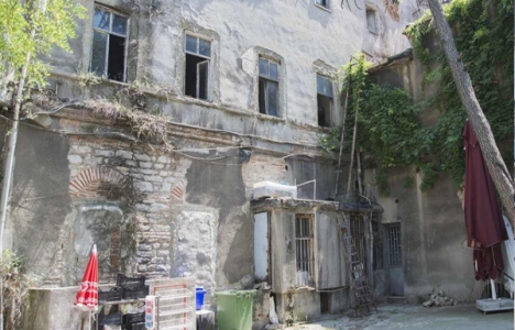 Narmanlı Han restorasyonu tartışmaları da beraberinde getirdi!