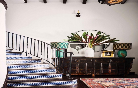 Alessandra Ambrosio evinin kapılarını açtı!