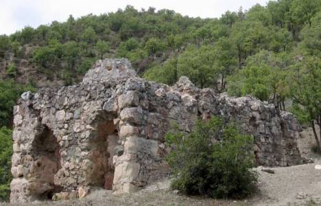 Hatay'da sütunlu Roma yolu kalıntısı bulundu!