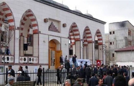 TOKİ Erciş Camii ibadete açıldı!