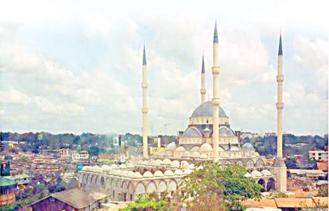 Gana'da 10 bin kişilik cami yapılıyor!