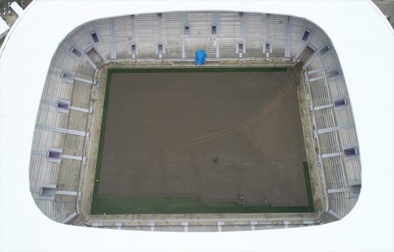 Yeni Ordu Stadı nın çimleri seriliyor!