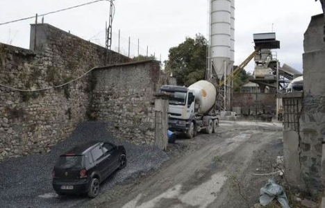 Tarihi Haliç Tersanesi'ne beton santrali kuruldu!