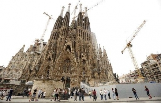 Sagrada Familia ya 137 yıl sonra inşaat izni!