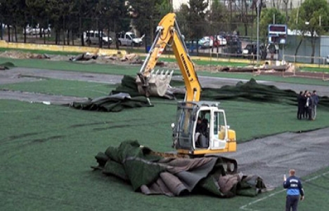 Turgut Özal Stadı'nın yıkımı Avcılar Belediyespor'u mağdur etti!