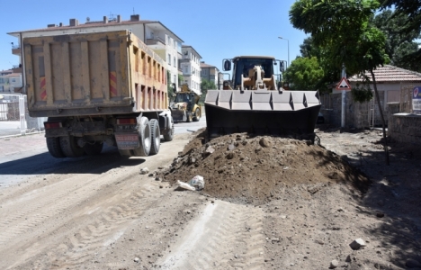 Kayseri Kocasinan'ın kaldırımları yenileniyor!
