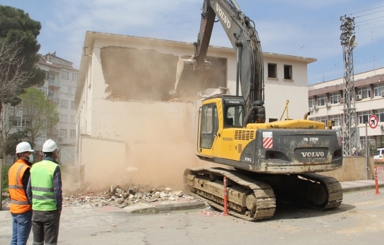 Sinop Kent Meydanı Millet Bahçesi Projesi için yıkımlar başladı!