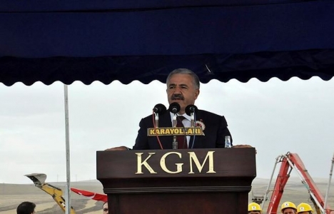 Ahmet Arslan'dan Ege'ye iki yeni otoyol müjdesi!