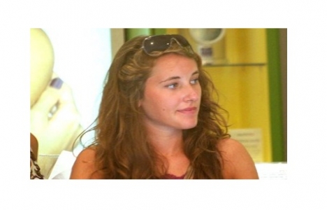 Fransa Cumhurbaşkanı'nın kızı ev ararken dolandırıldı!