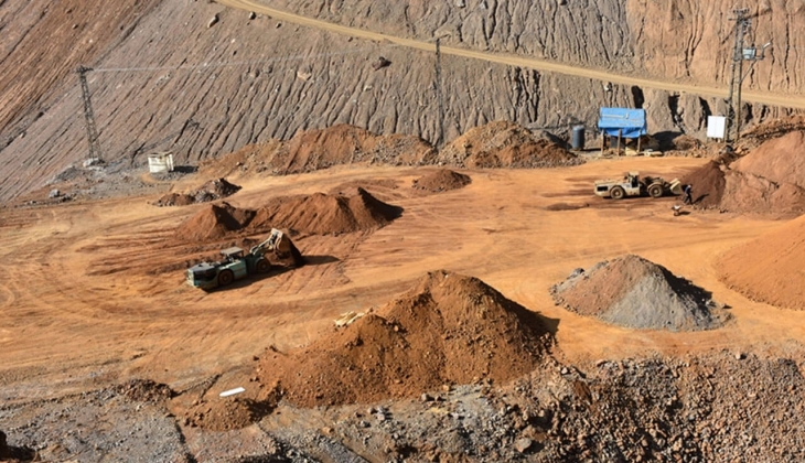 Bakan Varank: 80 ila 100 milyar dolarlık altın toprak altında! İşte detaylar!