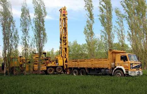 Sivas'ta kuraklık nedeniyle suyu yetersiz kalan köylere yeni kaynaklar aranıyor!