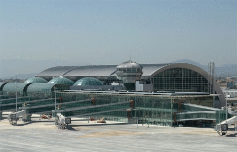 Elektrik kesintisi nedeniyle THY uçağı Adnan Menderes Havalimanı’na iniş yaptı!