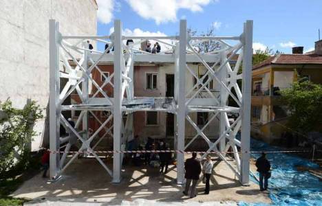 Çubuk'ta 'Gerçek Deprem Deneyi' yapıldı!