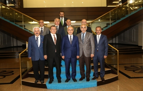 ATO Yönetim Kurulu Başkanı Salih Bezci