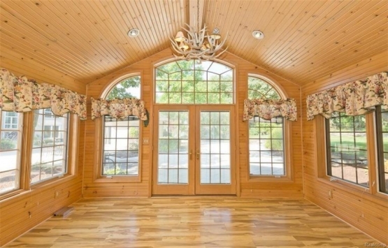 Eminem in Rochester Hills teki büyüleyici evi!