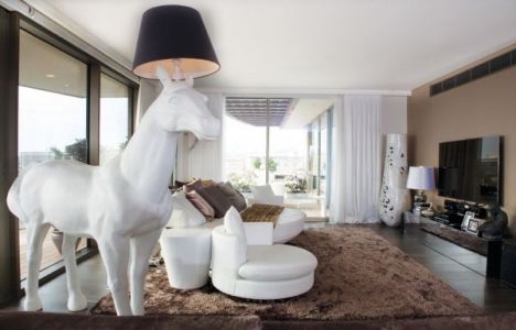 Yolanthe Cabau ile Wesley Sneijder in 700 metrekarelik evi!