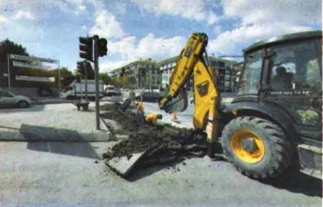 İstanbul Bahçelievler'deki yol yenileme çalışmaları tamamlanıyor!